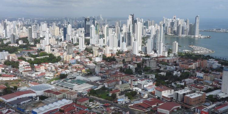 Transparencia Internacional señala que en Panamá aun existen proveedores de servicios corporativos que protegen a empresas anónimas