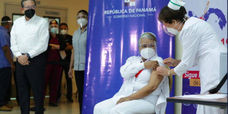 Panamá ya tiene el 70% de su población con dos dosis de vacuna contra el covid 19