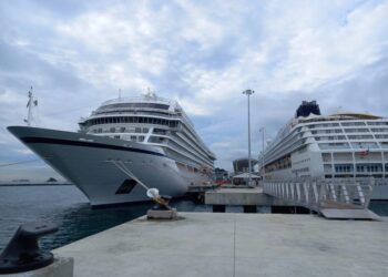 Más de 600 turistas llegan a la nueva terminal de cruceros del Pacífico panameño