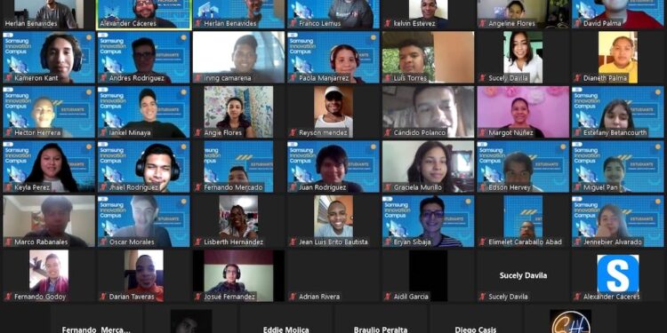 Jóvenes de Centroamérica aprendieron de programación y codificación con Samsung