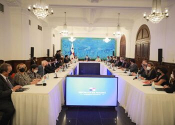 Instalan mesa técnica para atender tema sobre precios y desabastecimientos de medicamentos