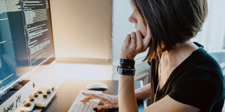 Rompa con los prejuicios y cree una fuerza laboral de ciberseguridad más diversa e inclusiva