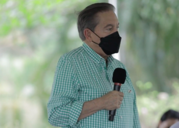 «No es prudente dejar de usar mascarillas», dijo el presidente Cortizo