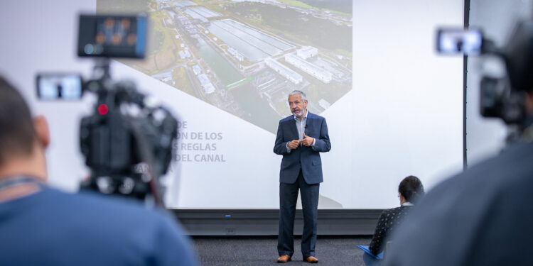 El Canal de Panamá planea invertir un estimado de US$2 mil millones en proyectos de agua