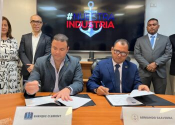 Gremios marítimos firman convenio para fortalecer la relación entre los profesionales del mar y las empresas