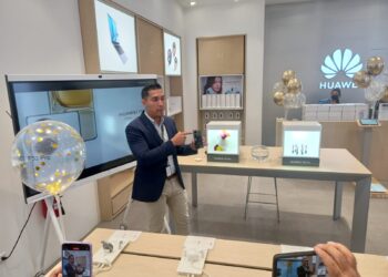 Llega a Panamá el nuevo celular de HUAWEI, la serie P50 pro