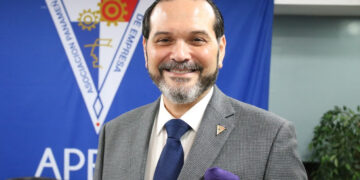 Temístocles Rosas fue elegido como nuevo Presidente de APEDE