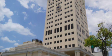 Caja de Ahorros obtiene calificación de riesgo con Grado de Inversión internacional por parte de Fitch Rating