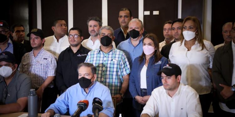 Presidente de Panamá anuncia que solicitará derogatoria de dos leyes de incentivos turísticos