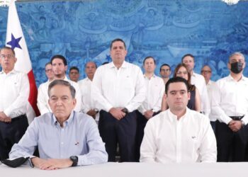 Cortizo anuncia que se incorporar 50 productos a la canasta básica , se incluirá al sector privado y se tomarán acciones a quienes alteren el orden público