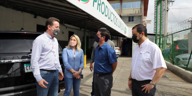 Empresa panameña Proluxsa aumenta exportaciones e invierte en expansión