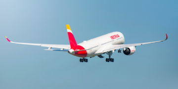 Panamá e Iberia suscriben acuerdo de promoción