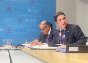 Costa Rica amenaza a Panamá con suspender aranceles, Panamá contesta que no pondrá en riesgo la salud de los panameños