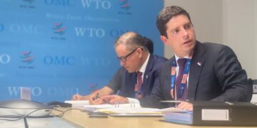 Costa Rica amenaza a Panamá con suspender aranceles, Panamá contesta que no pondrá en riesgo la salud de los panameños