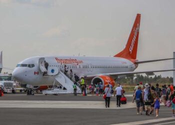 Aerolíneas canadienses incrementan sus vuelos a Panamá