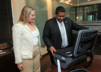 Starlink de SpaceX la empresa de Elon Musk recibe aprobación de su licencia para operar en Panamá!