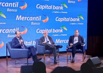 Mercantil y Capital Bank oficializaron su compra, mantendrán ambos bancos hasta el próximo año que definirán una marca