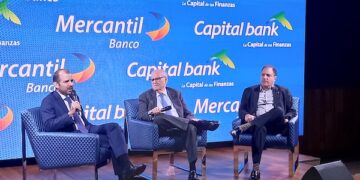 Mercantil y Capital Bank oficializaron su compra, mantendrán ambos bancos hasta el próximo año que definirán una marca 