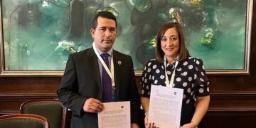 Unidad de Analisis Financiero de Panamá firma convenio de cooperación con Colombia