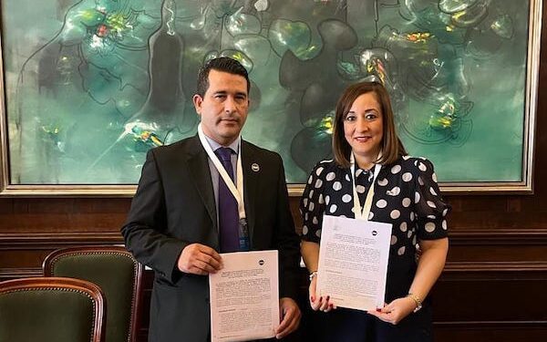 Unidad de Analisis Financiero de Panamá firma convenio de cooperación con Colombia