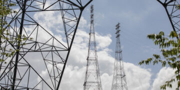 La nueva línea de transmisión eléctrica Sabanita-Panamá III lleva un avance de 39. 1% de construcción