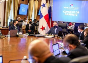 Ministerio de Economía de Panamá traspasará 13 mil hectáreas al Canal de Panamá