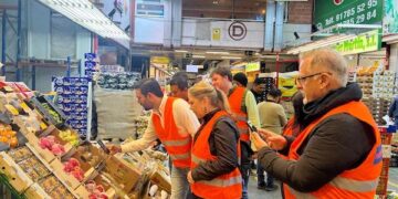 Europeos interesados en sandía, piña, papaya y pitahaya panameñas