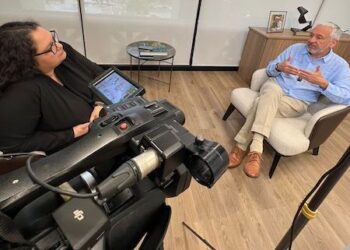 Entrevista exclusiva: El Canal de Panamá tiene nuevos retos, ¿necesita nueva ampliación, pero el agua es la limitante? Nueva competencia, peajes enfocados en sostenibilidad y nuevos negocios