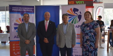 Emprendedores, empresas y entidades públicas intercambian experiencias