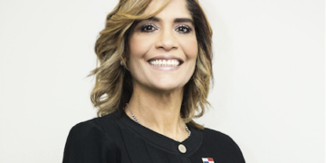 Presidente de Panamá hace cambios en el Gabinete, nueva ministra de Turismo
