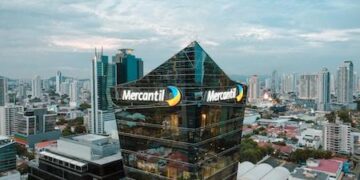 Mercantil culmina fusión con CapitalBank