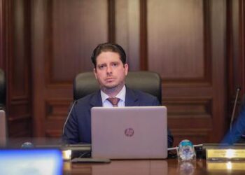 Ministro de Comercio retirará contrato minero e iniciaran negociación con la minera