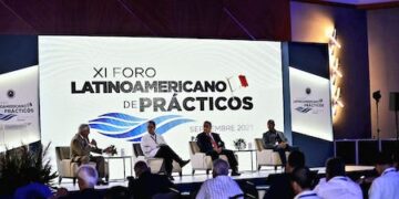 Prácticos del Canal de Panamá abogan por normas globales de obligatorio cumplimiento en materia de seguridad