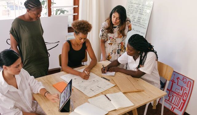 Retos legales de cuatro exitosos emprendedores panameños