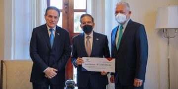 Canal de Panamá entrega aportes directos al tesoro panameño por US$2.544 millones