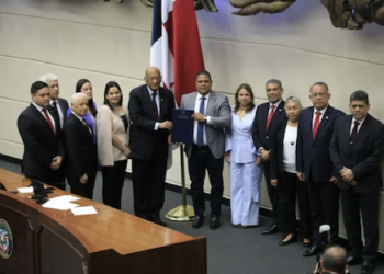 Aprueban en tercer debate presupuesto 2024