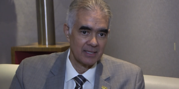 De La Lastra «Lamentablemente, hemos perdido demasiado tiempo sin tomar las decisiones correctas para abordar los problemas fundamentales del país»