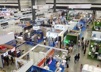 Unas 750 empresas de 30 países se reúnen esta semana en Expocomer