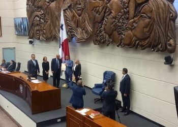 MEF lleva a la Asamblea ley que elimina deuda que tiene esta administración con el Fondo de Ahorro por US$1,300 millones