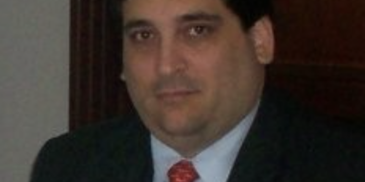 Camilo Valdes designado como Director General de Ingresos