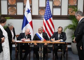EEUU firmó un acuerdo para apoyar a Panamá con la repatriación de migrantes