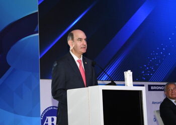 Déficit fiscal del 2024 será arriba del 4% confirma el ministro de Economía de Panamá