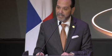 Empresarios panameños abogan por reformas y mayor inversión para impulsar el crecimiento