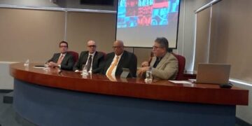 Banqueros dan detalles del Congreso Hemisférico para la Prevención del Blanqueo de Capitales y FT