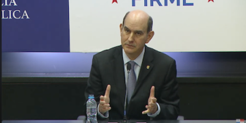 La apuesta del gobierno de Panamá para ajustar el presupuesto es subir proyección de ingresos y disminuir costo de financiamiento