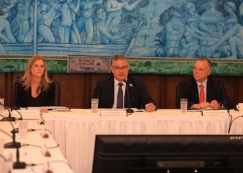 Reactivan el gabinete logístico en Panamá y revisarán la estrategia Nacional 2030 para mejorar la competitividad del sector