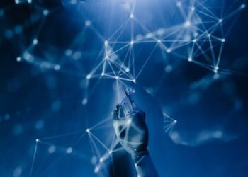 Programa gratuito «Skilling Panamá» capacitará  31,000 personas en nube e IA