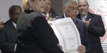 Columbus University recibe acreditación Internacional en medicina, permitirá mayor oportunidad a sus egresados