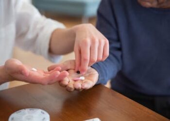 Panamá reducirá precios de medicamentos y facilitará acceso a los registrados en EE. UU. y la UE