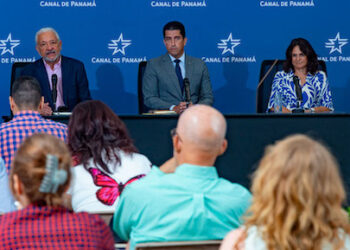 Canal de Panamá podria presentar en dos meses proyecto de gasoducto